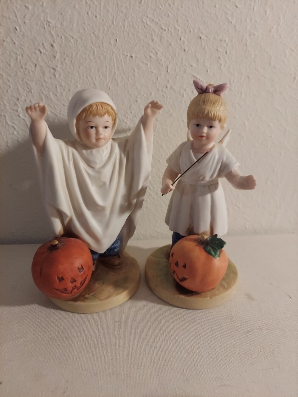 2 Home Interiors Vintage Denim Days Homco Halloween Figurines #1516, #1985
